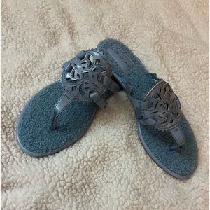 Ladies sandals